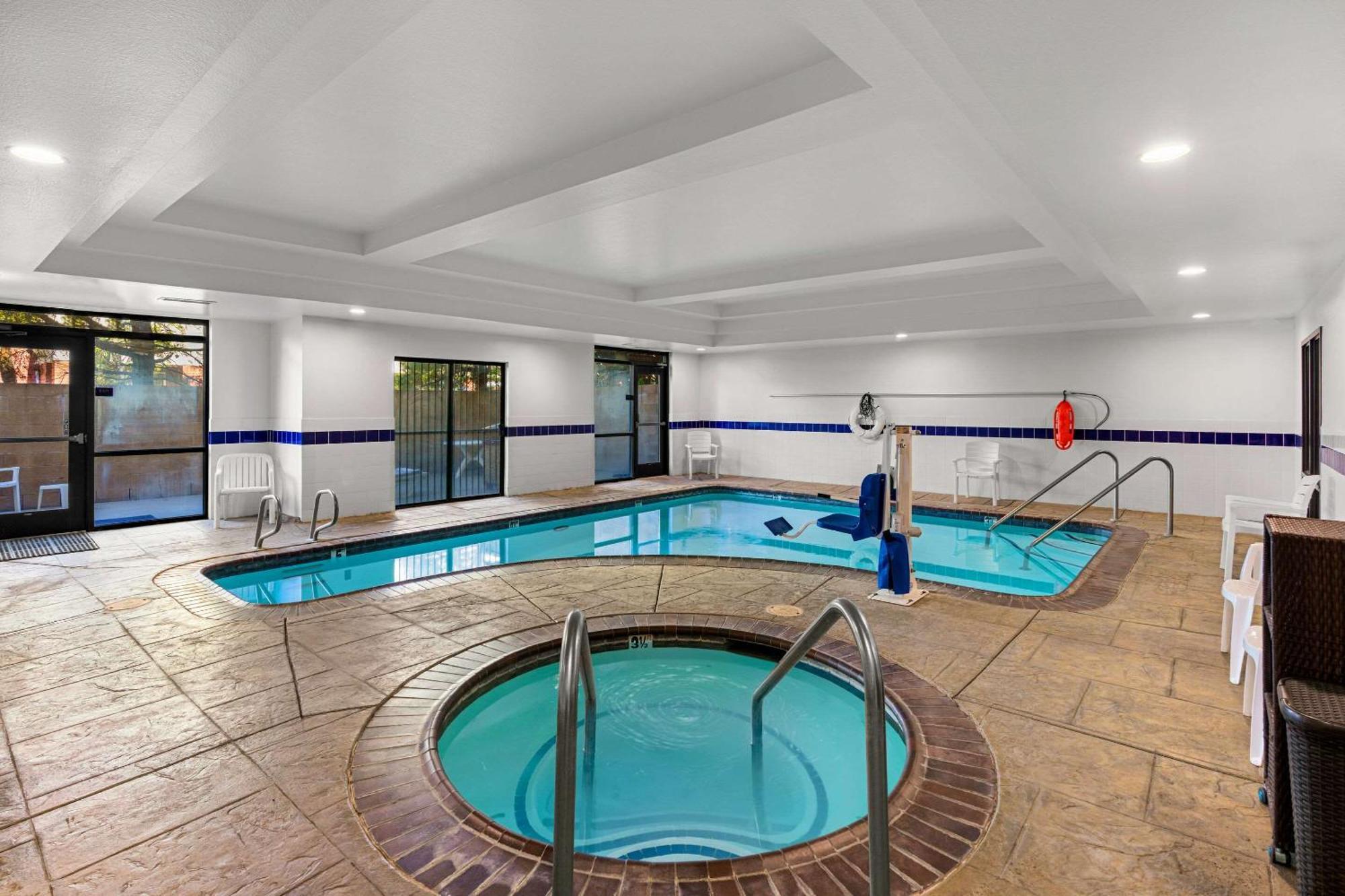 Comfort Suites Vacaville-Napa Valley Area Esterno foto