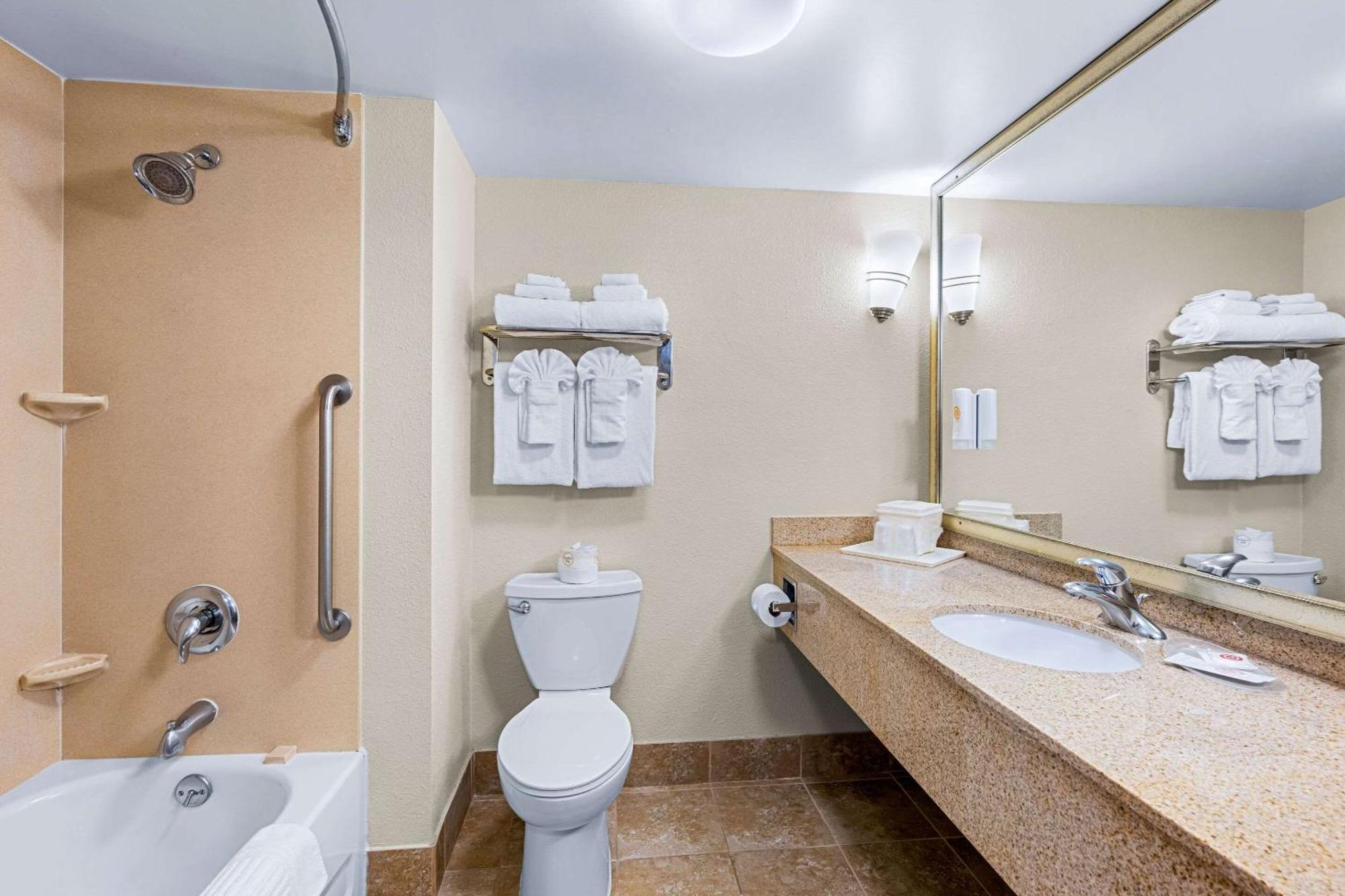 Comfort Suites Vacaville-Napa Valley Area Esterno foto