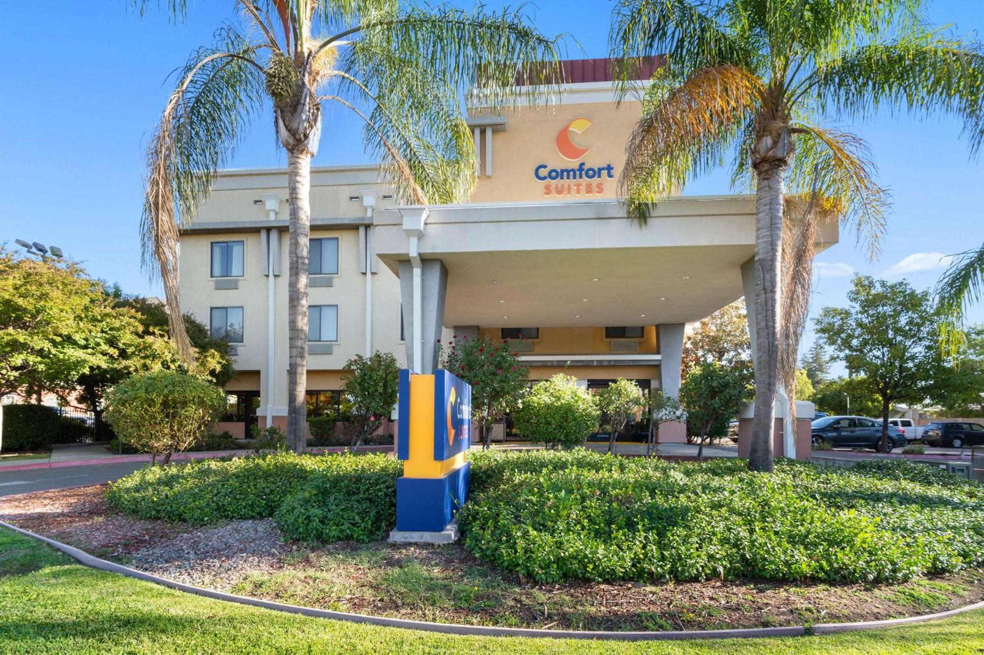 Comfort Suites Vacaville-Napa Valley Area Esterno foto
